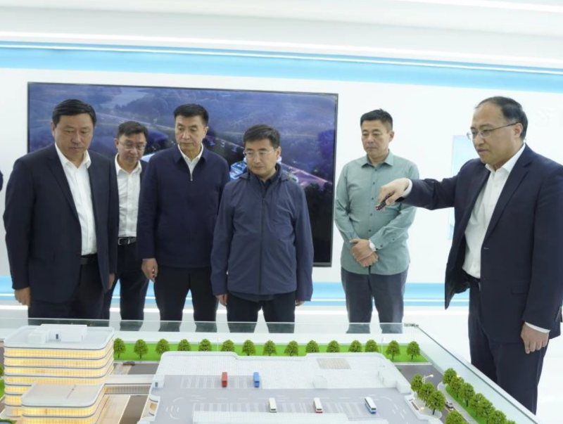 周建國帶隊調研軌道交通、公路等重點交通工程
